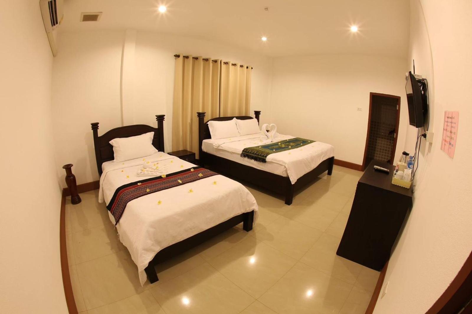 Phubachiang Golf & Resort Pakse Exterior photo