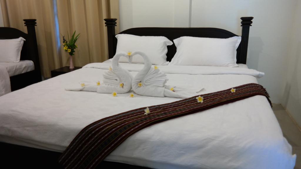 Phubachiang Golf & Resort Pakse Exterior photo