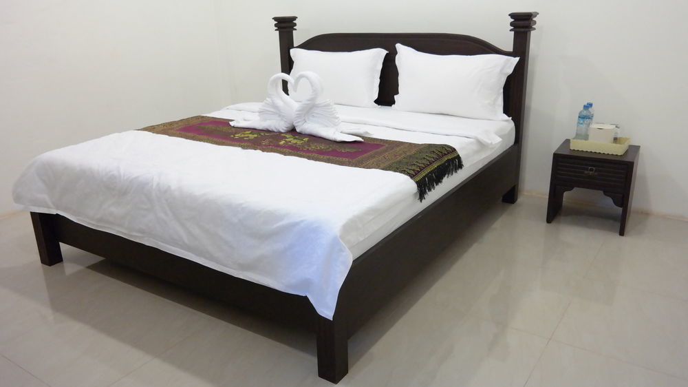 Phubachiang Golf & Resort Pakse Exterior photo